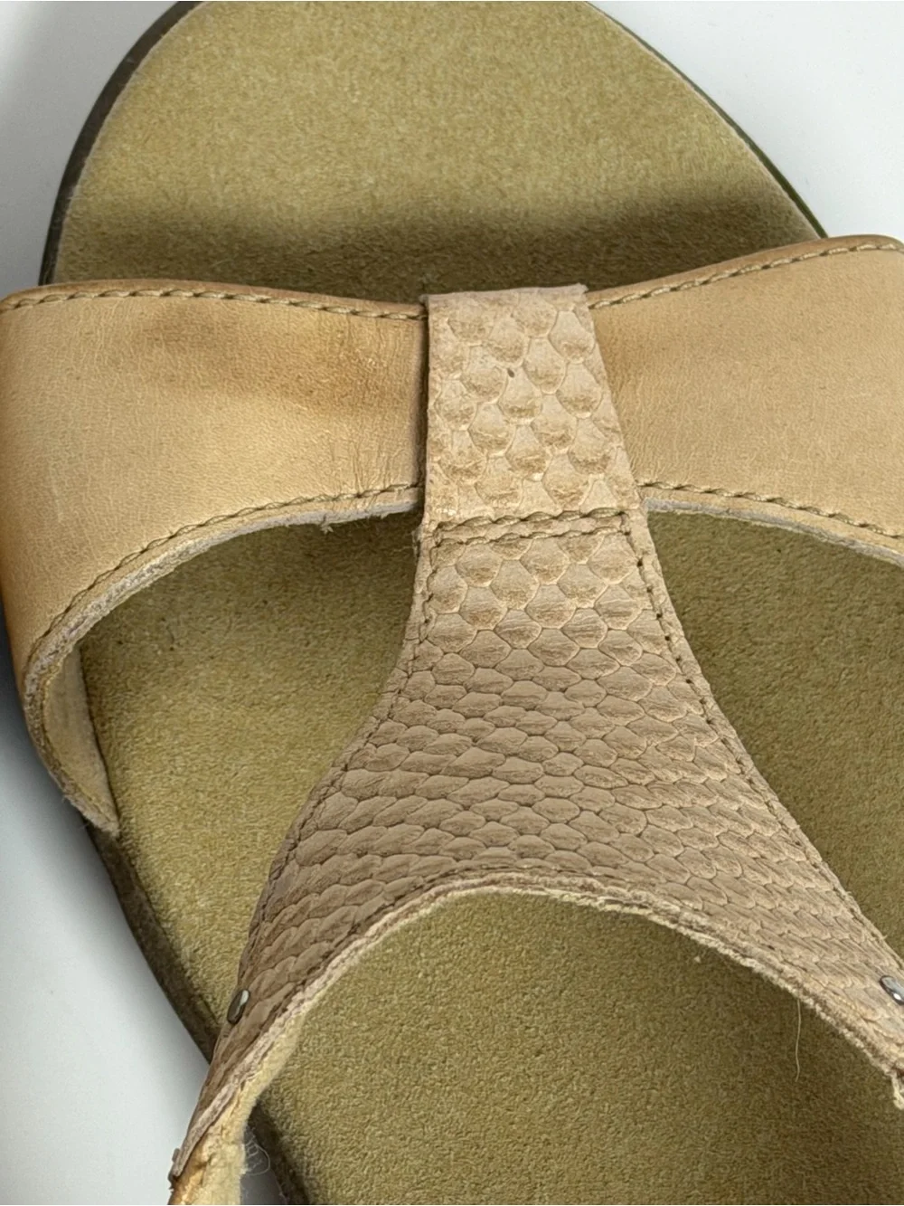 Clarks Collection Roza Pine T-Strap Wedge Sandals Beige Nude Tan Women's 7.5 - Picture 4 of 7